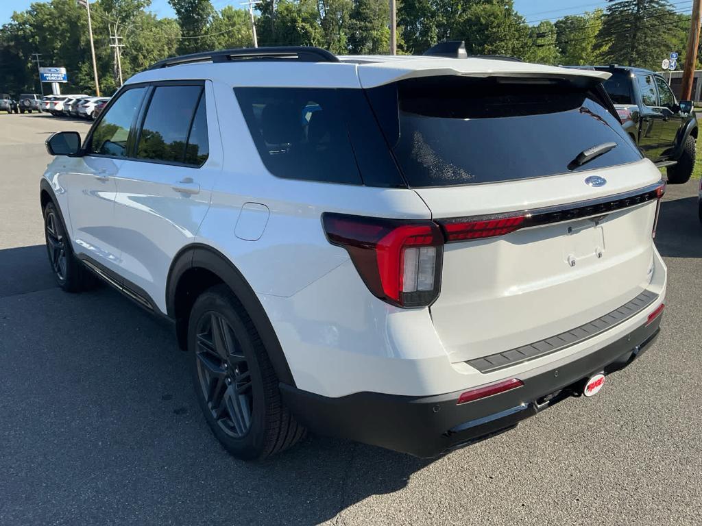 new 2025 Ford Explorer car, priced at $52,375