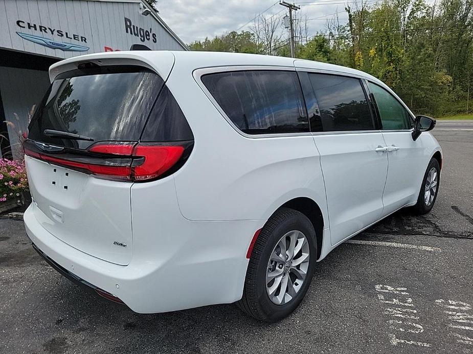 new 2024 Chrysler Pacifica car, priced at $42,069