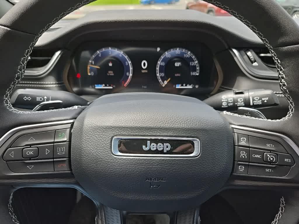 new 2025 Jeep Grand Cherokee car, priced at $44,355
