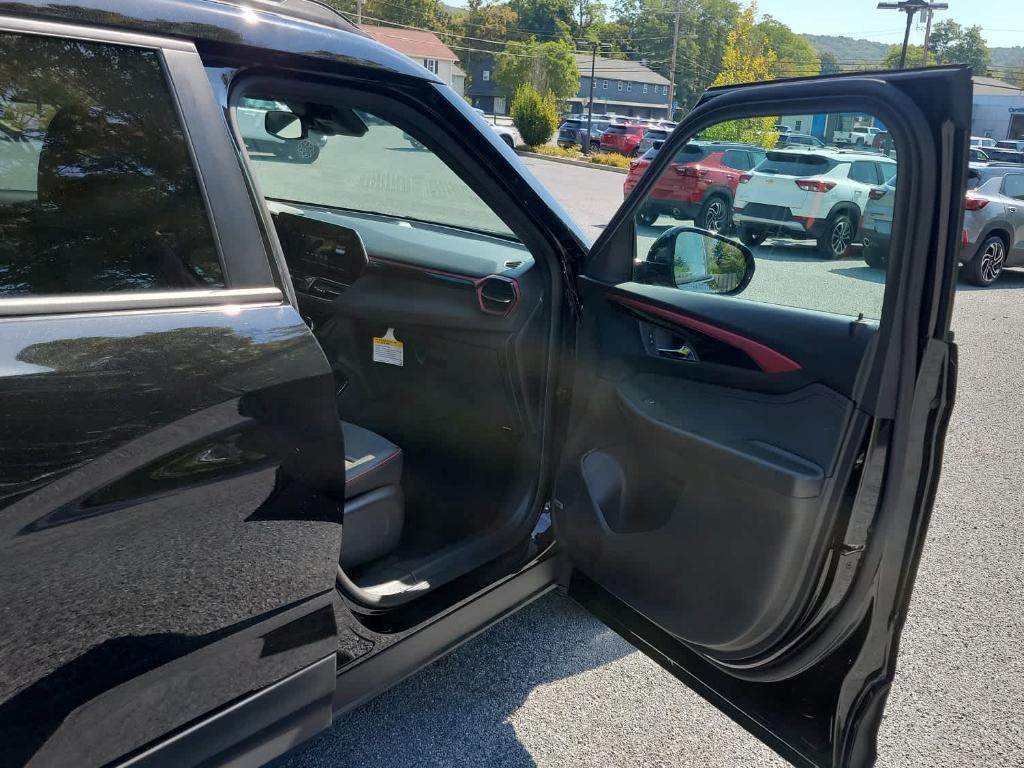 new 2026 Chevrolet TrailBlazer car, priced at $35,735