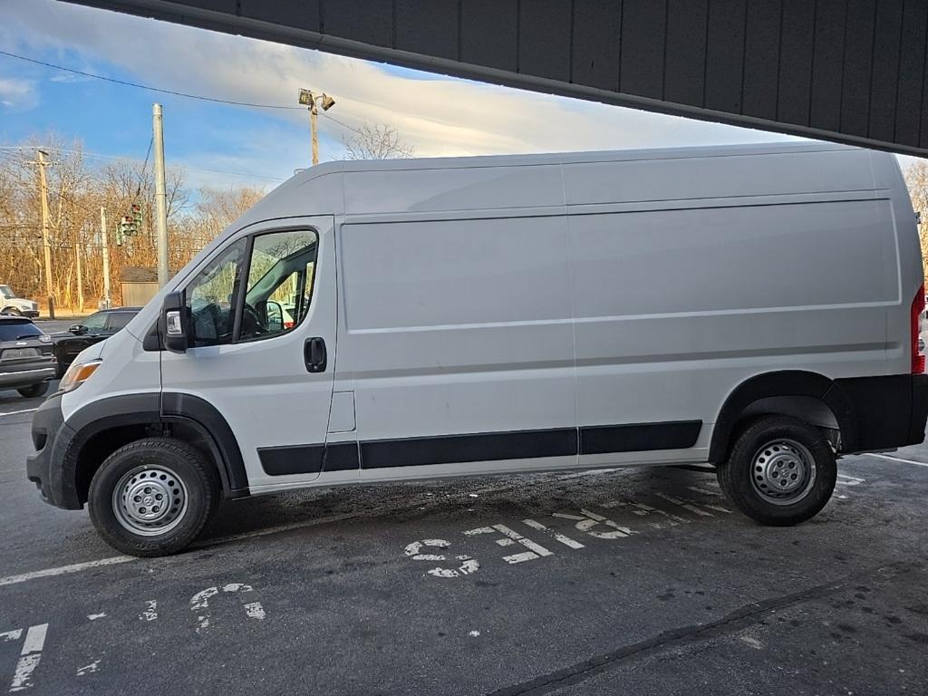 new 2025 Ram ProMaster 2500 car, priced at $51,400