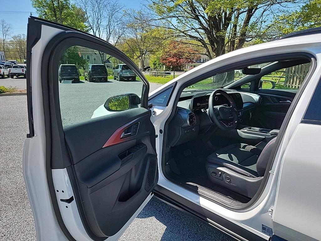 new 2025 Chevrolet Equinox EV car, priced at $57,085