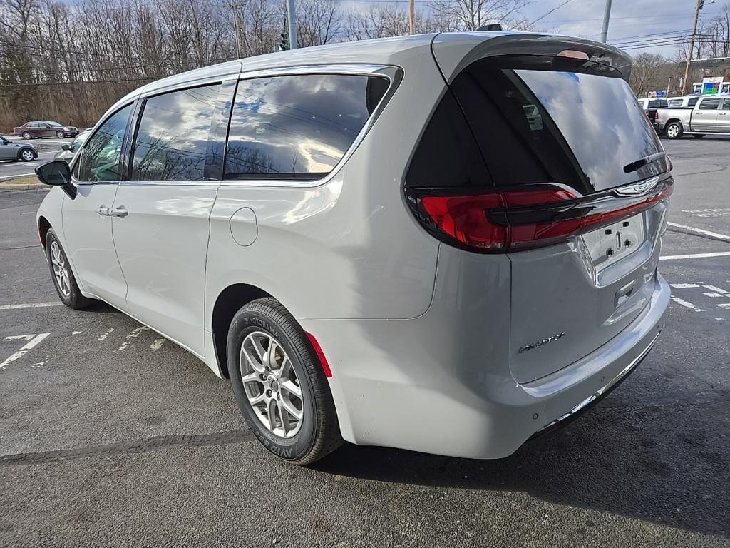 new 2025 Chrysler Pacifica car, priced at $41,145