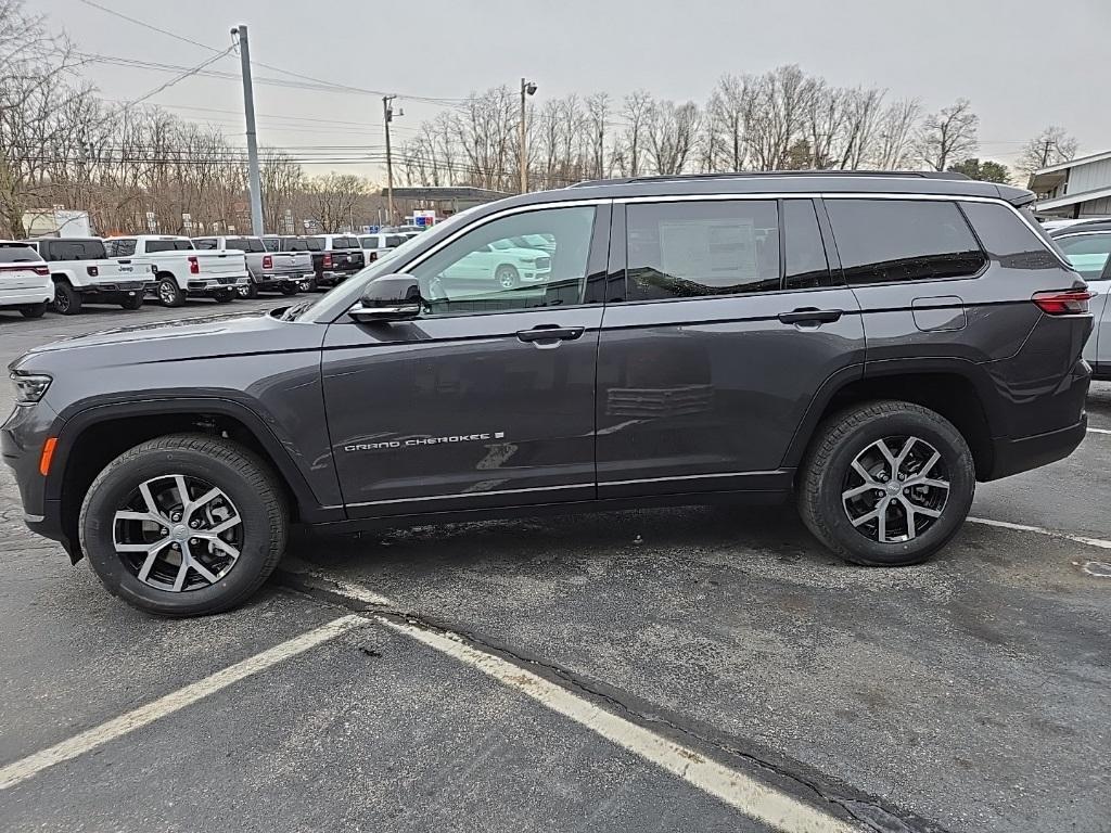 new 2025 Jeep Grand Cherokee L car, priced at $46,795