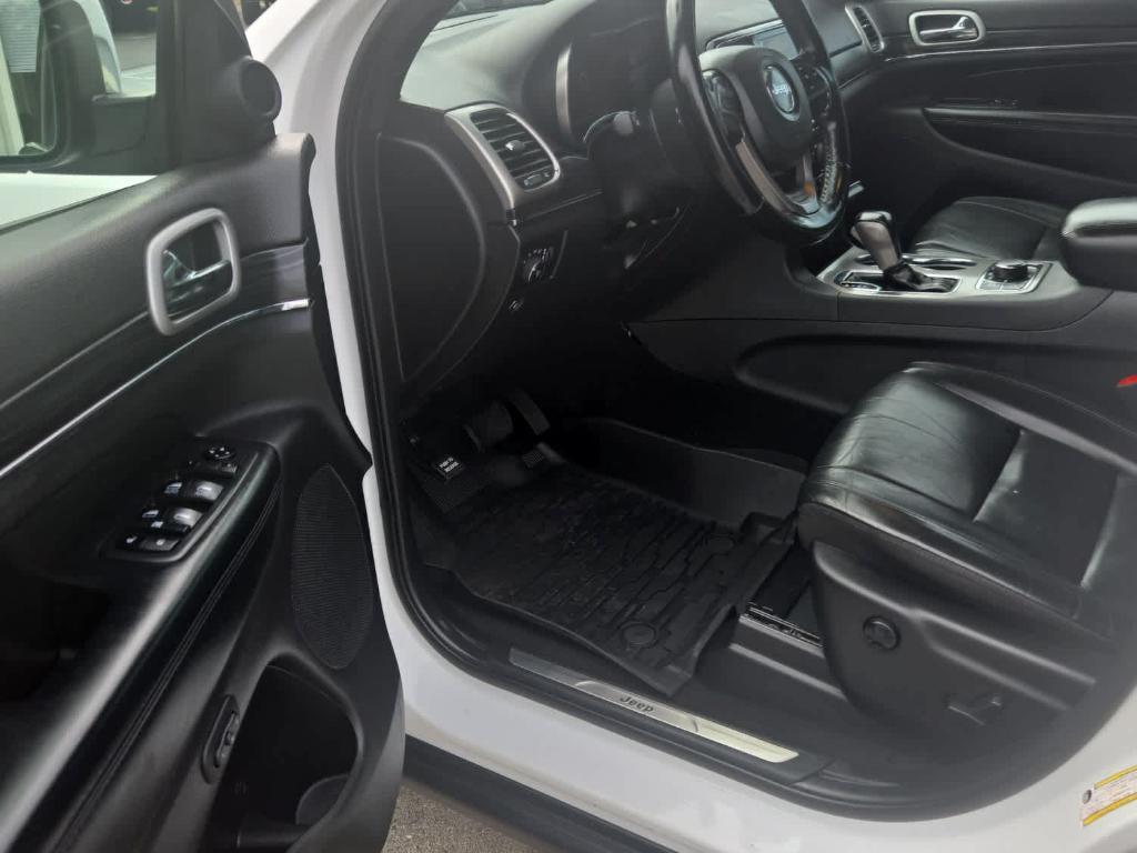 used 2021 Jeep Grand Cherokee car, priced at $24,987