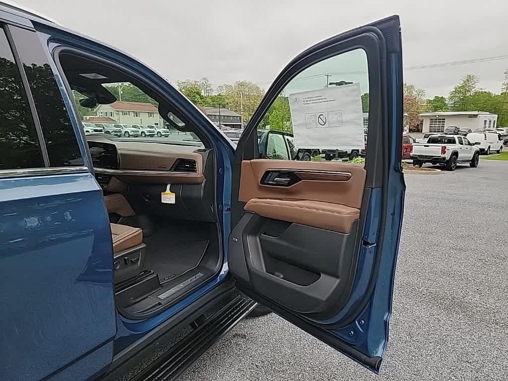 new 2025 Chevrolet Suburban car, priced at $91,230