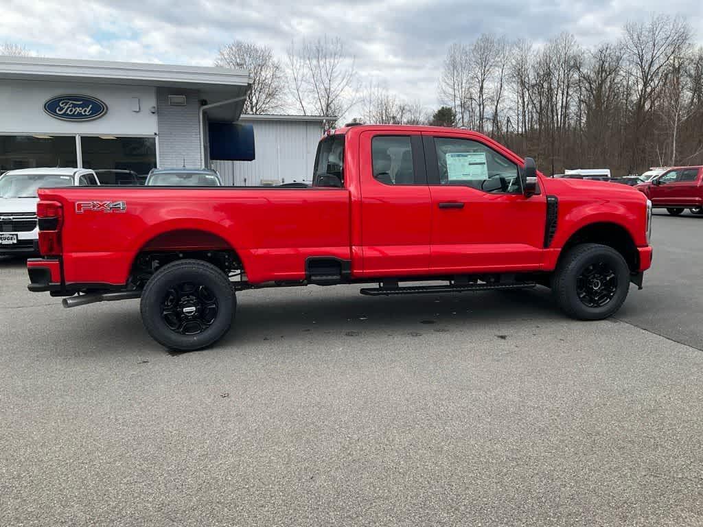 new 2025 Ford F-350 car, priced at $61,310