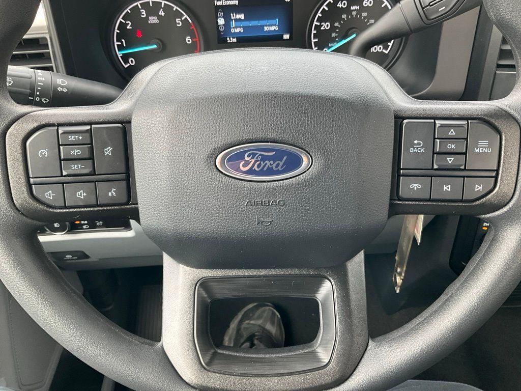 new 2025 Ford F-350 car, priced at $61,310