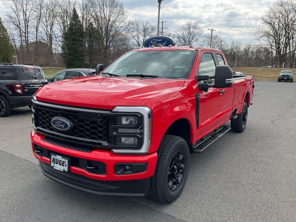 new 2025 Ford F-350 car, priced at $61,310
