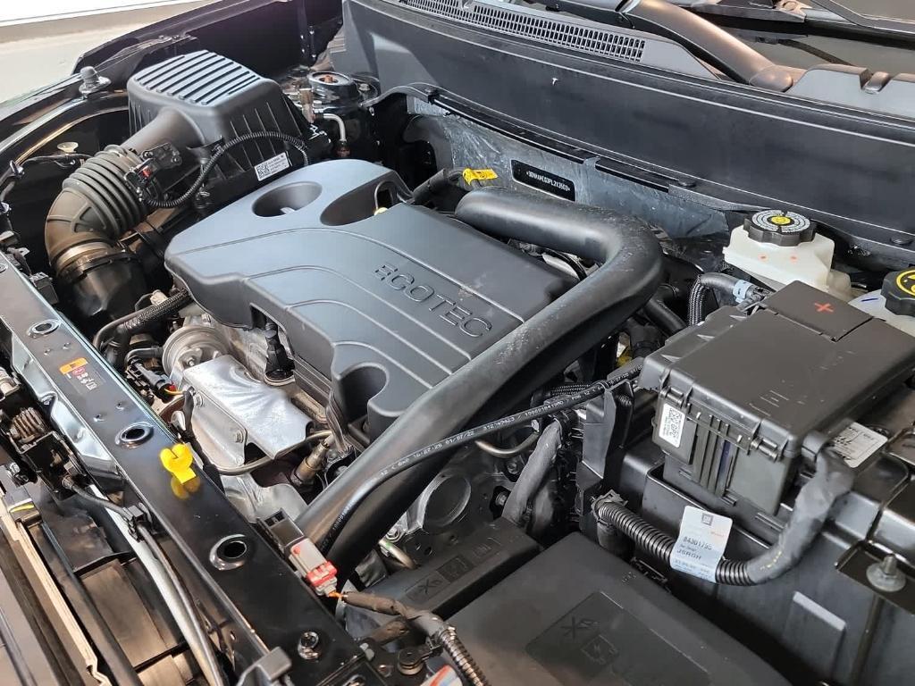 used 2023 Chevrolet Equinox car, priced at $22,900