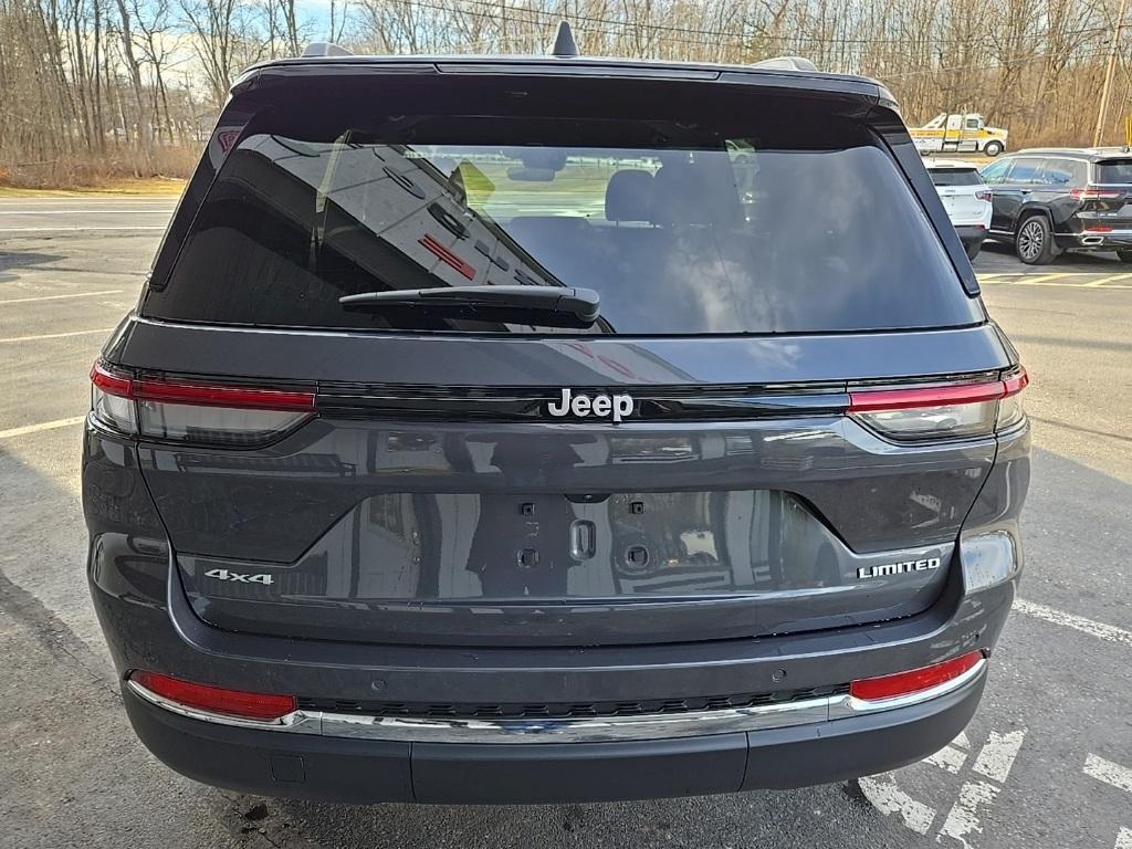 new 2025 Jeep Grand Cherokee car