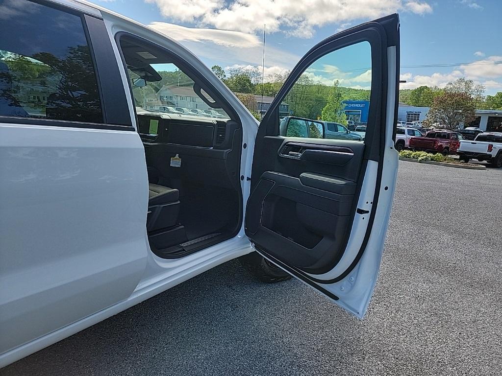 new 2025 Chevrolet Silverado 1500 car, priced at $60,524