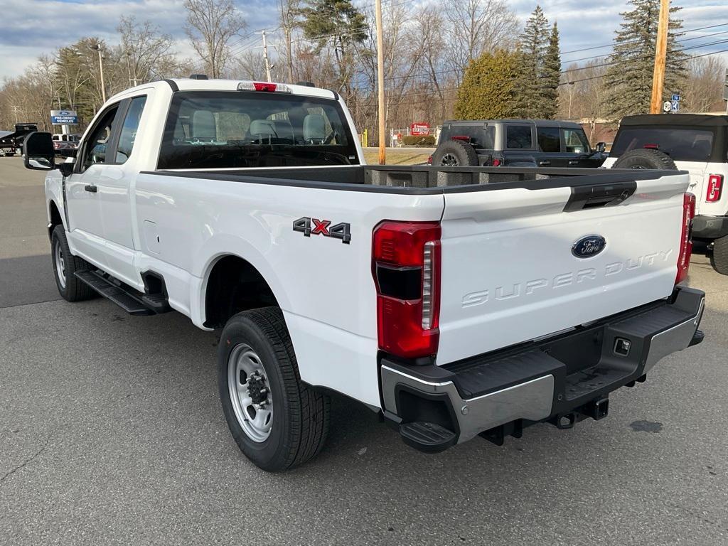 new 2024 Ford F-350 car, priced at $58,700