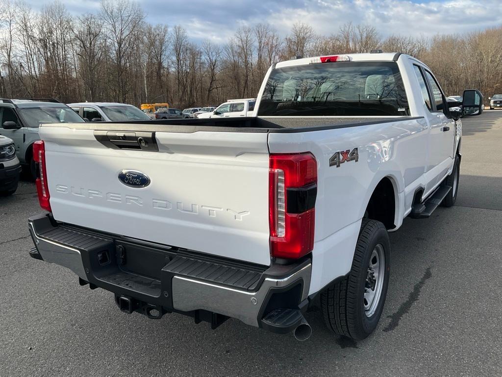 new 2024 Ford F-350 car, priced at $58,700