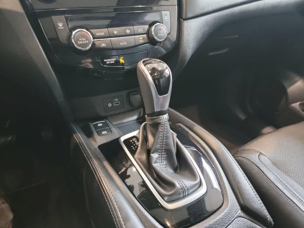 used 2020 Nissan Rogue car, priced at $19,547