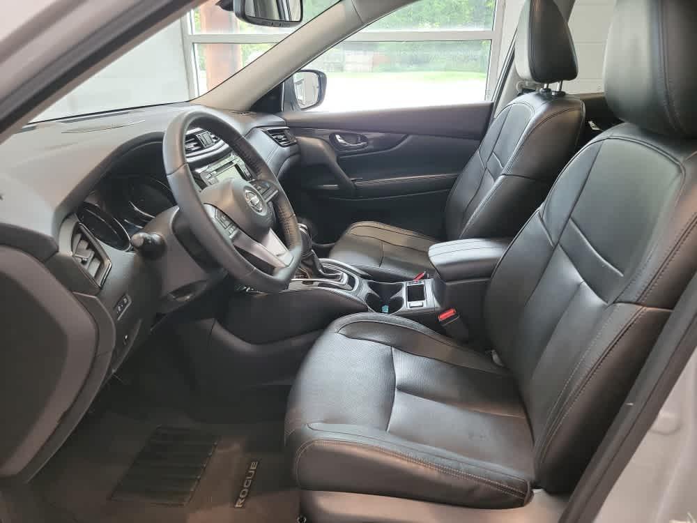used 2020 Nissan Rogue car, priced at $19,547