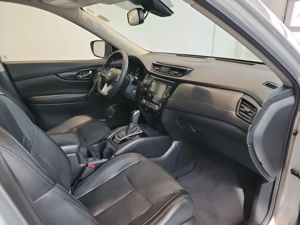 used 2020 Nissan Rogue car, priced at $19,547