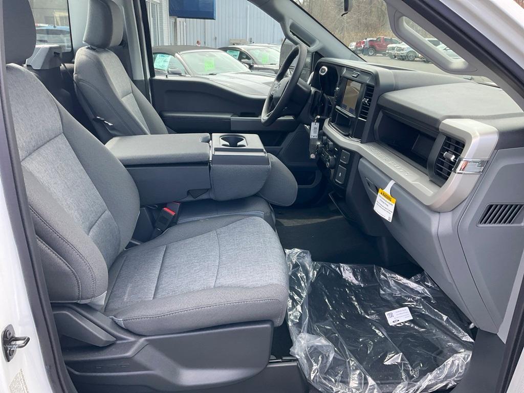 new 2025 Ford F-350 car, priced at $57,325