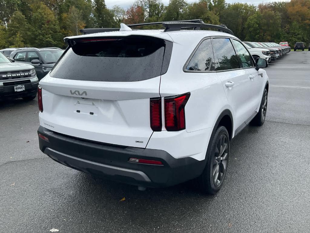 used 2023 Kia Sorento car, priced at $29,700