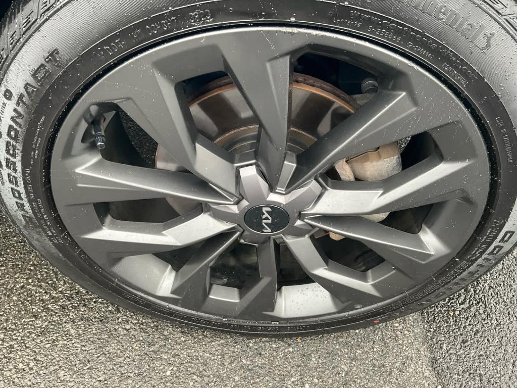 used 2023 Kia Sorento car, priced at $29,700