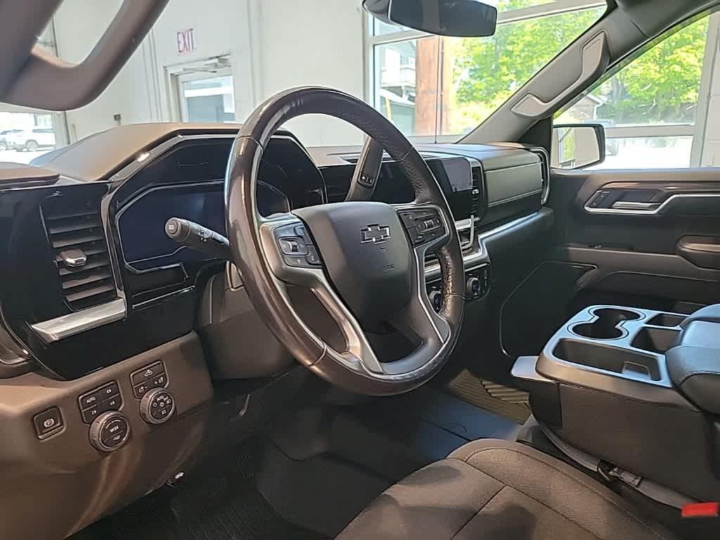 used 2022 Chevrolet Silverado 1500 car, priced at $41,900