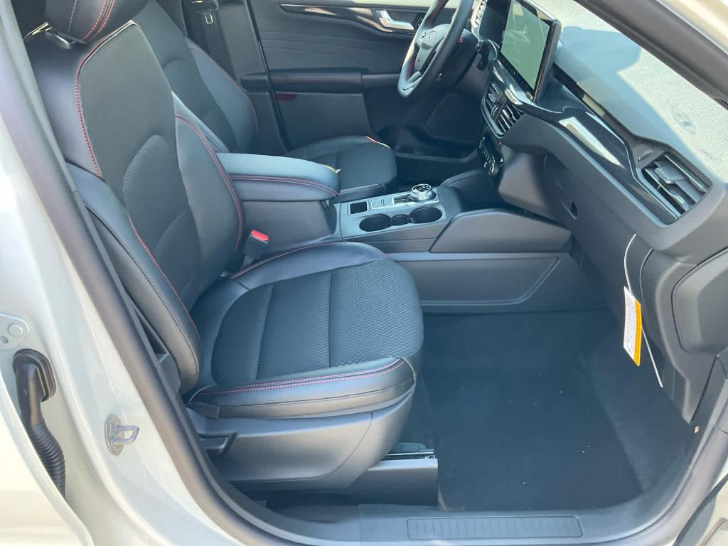 new 2025 Ford Escape car, priced at $37,675