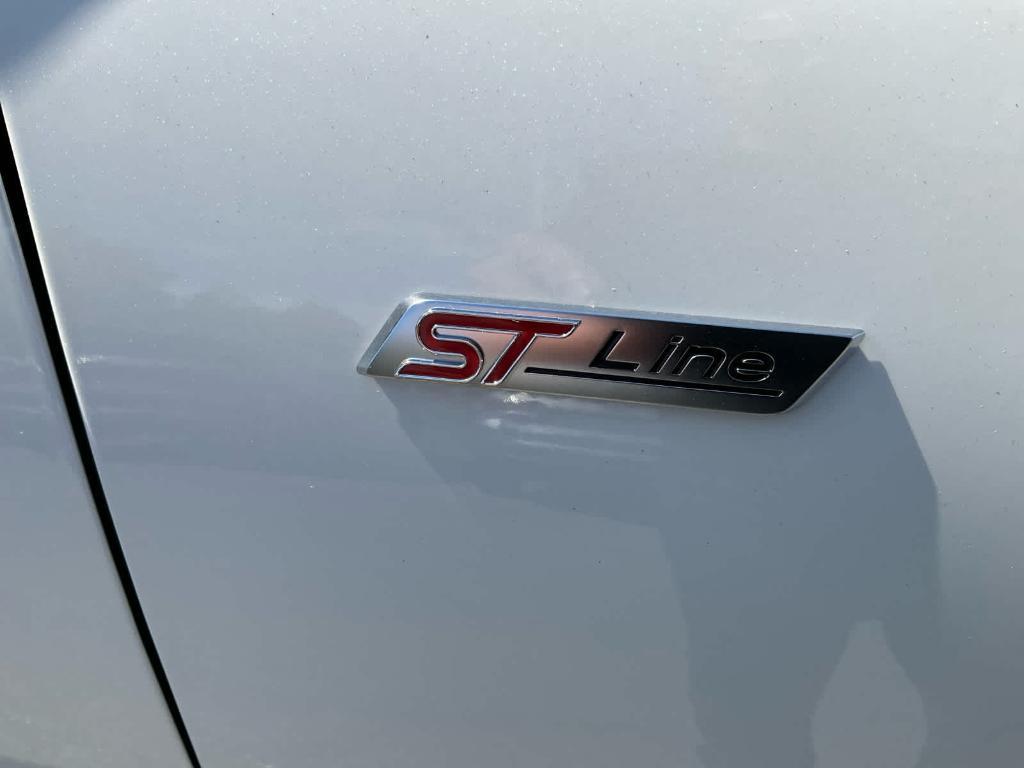 new 2025 Ford Escape car, priced at $37,675