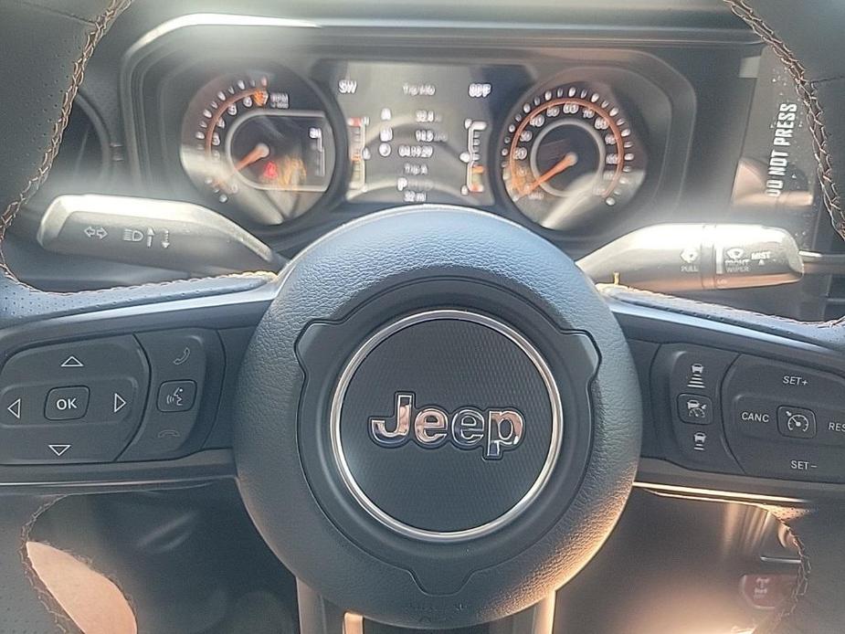 new 2024 Jeep Gladiator car, priced at $59,000