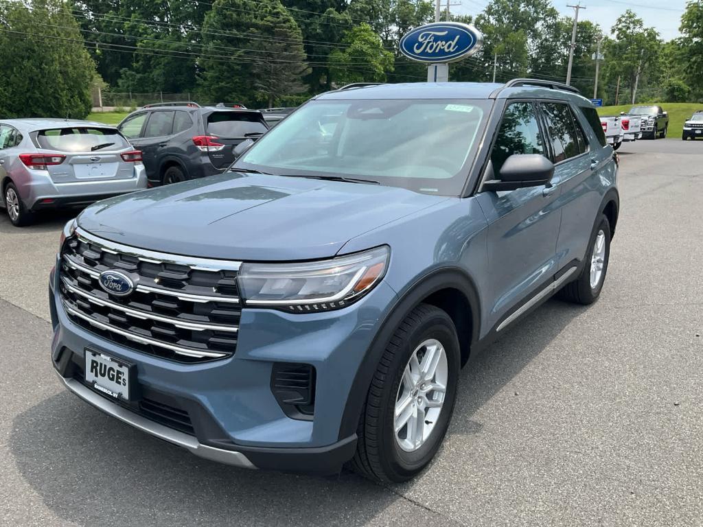 new 2025 Ford Explorer car, priced at $44,075