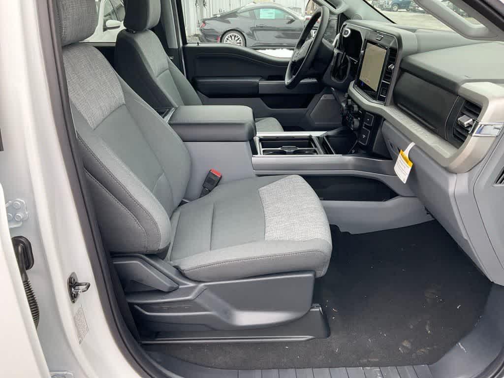 new 2025 Ford F-250 car, priced at $78,200
