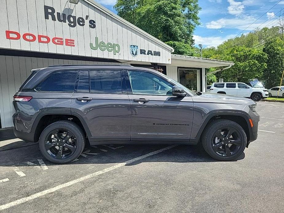 new 2024 Jeep Grand Cherokee car, priced at $46,547