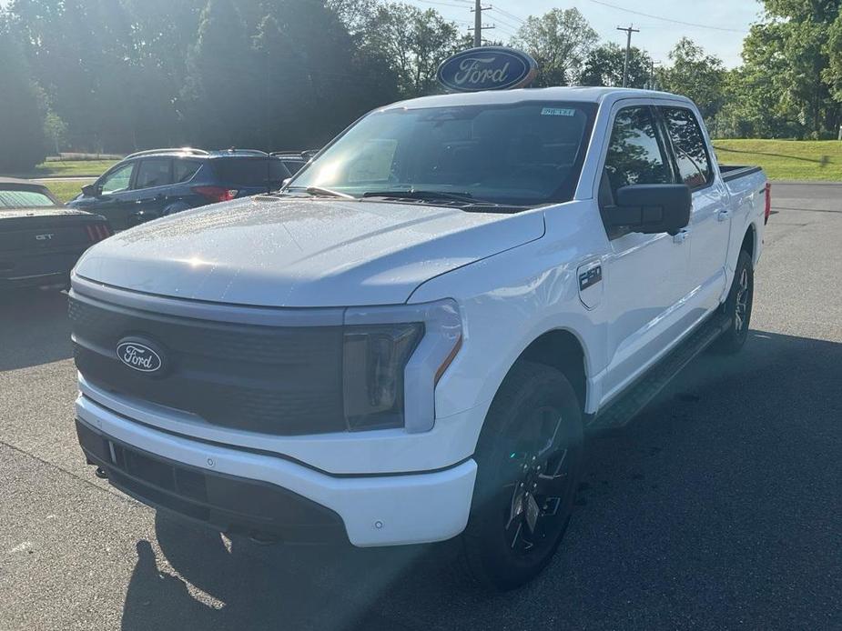 new 2024 Ford F-150 Lightning car, priced at $76,195