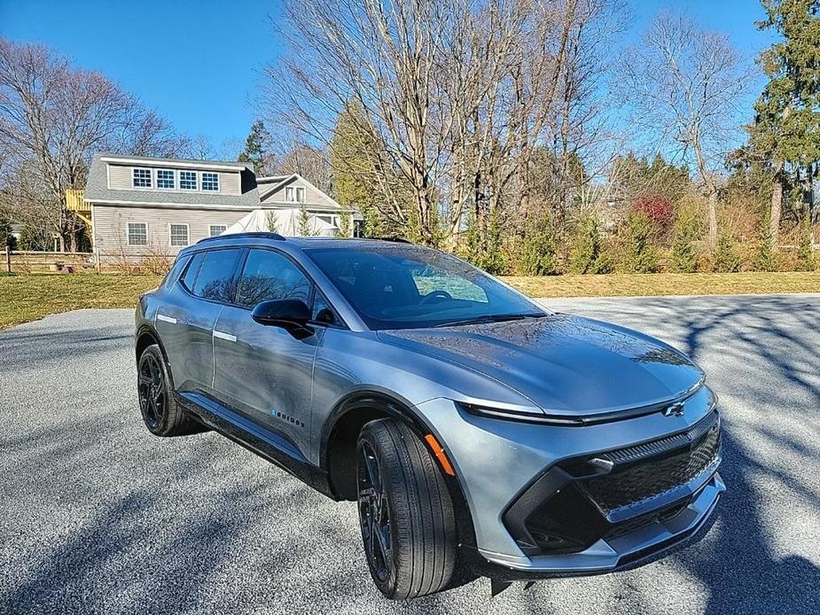 new 2025 Chevrolet Equinox EV car