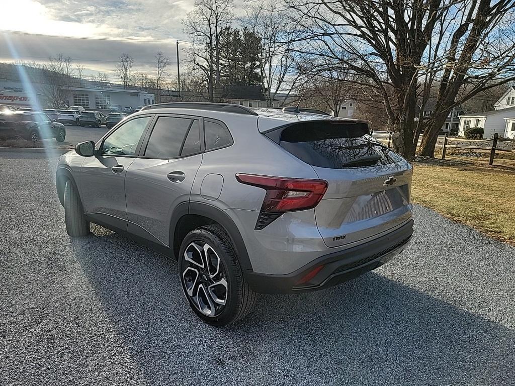 new 2025 Chevrolet Trax car, priced at $26,440