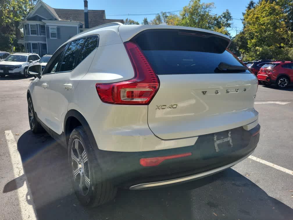 used 2022 Volvo XC40 car, priced at $27,725