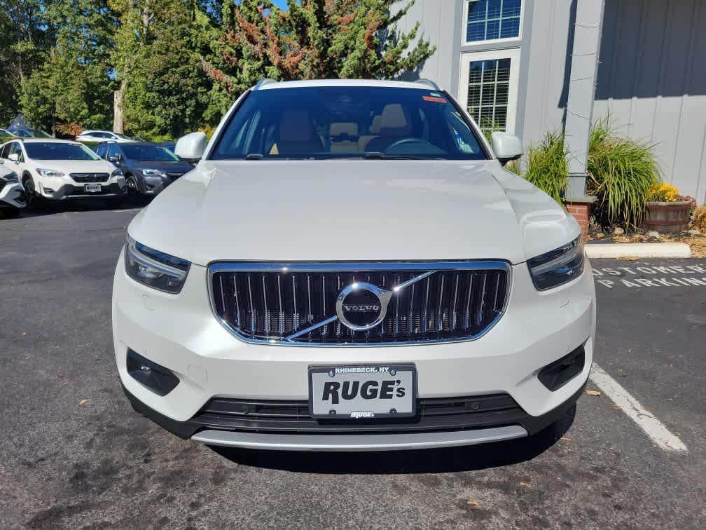 used 2022 Volvo XC40 car, priced at $27,725
