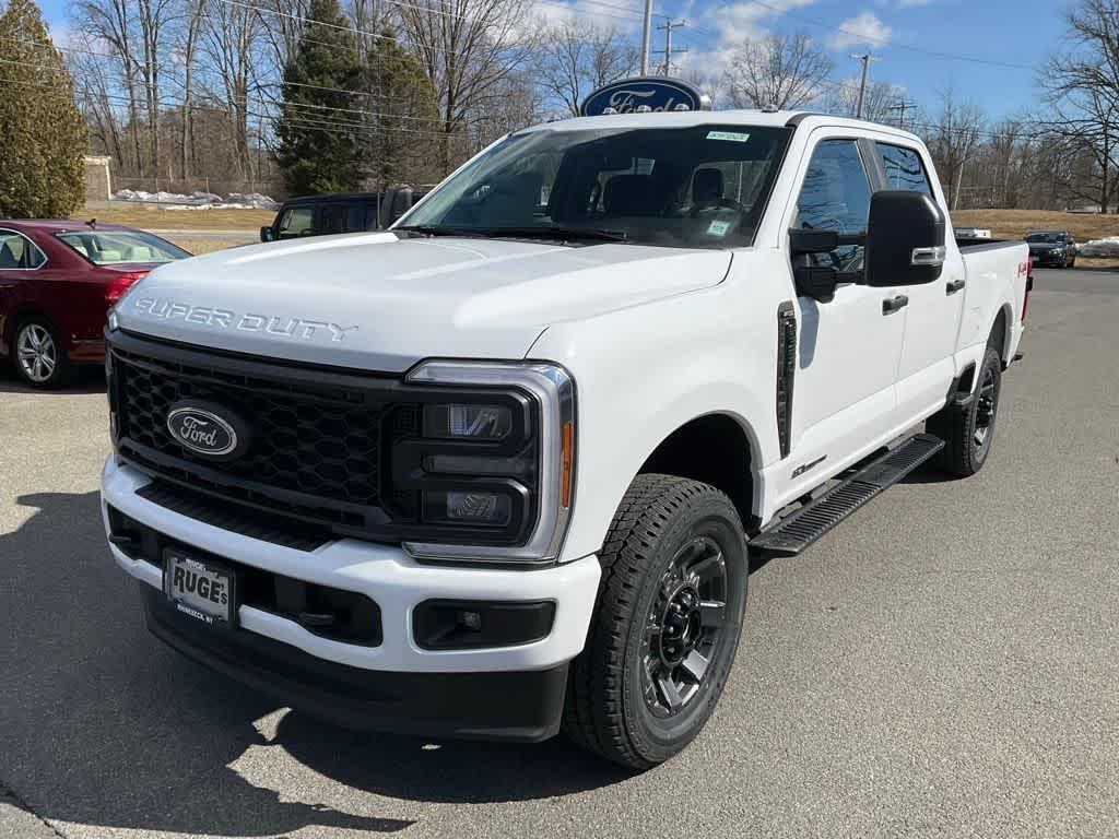 new 2025 Ford F-350 car, priced at $73,615