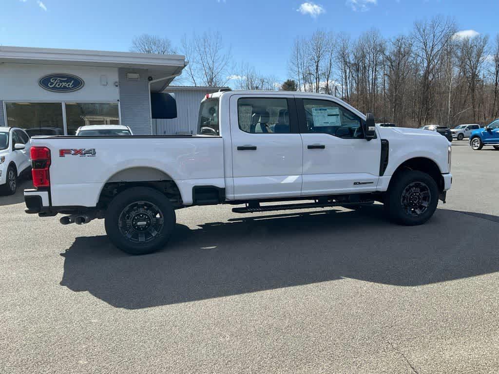 new 2025 Ford F-350 car, priced at $73,615