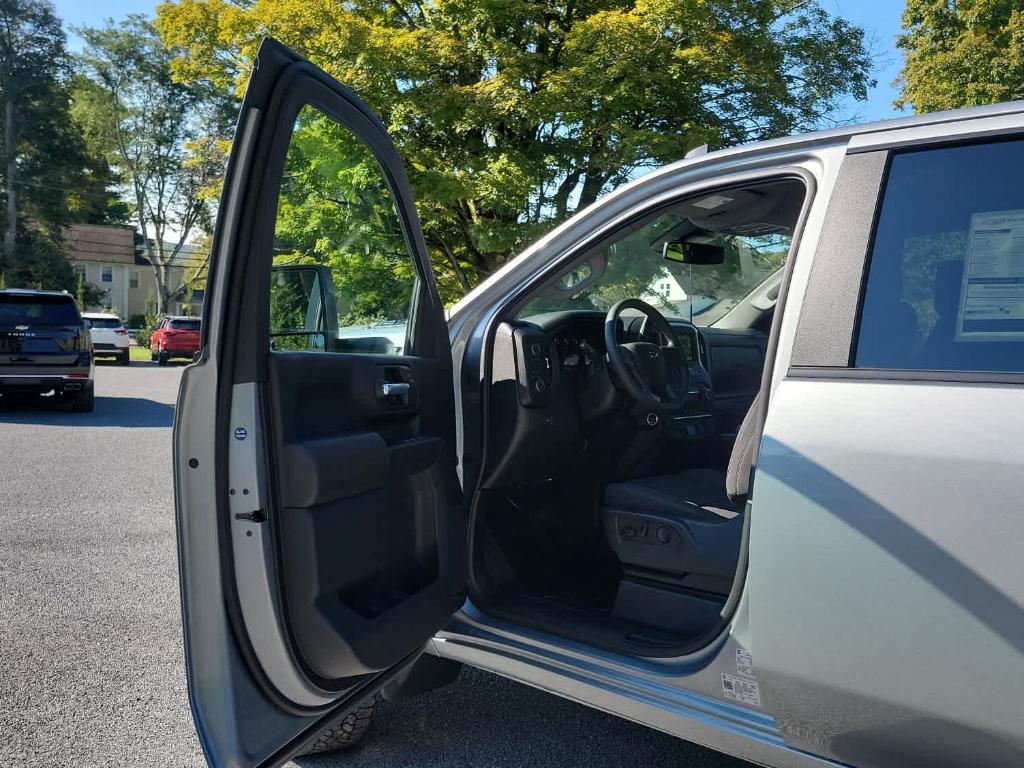 new 2025 Chevrolet Silverado 2500 car, priced at $58,585