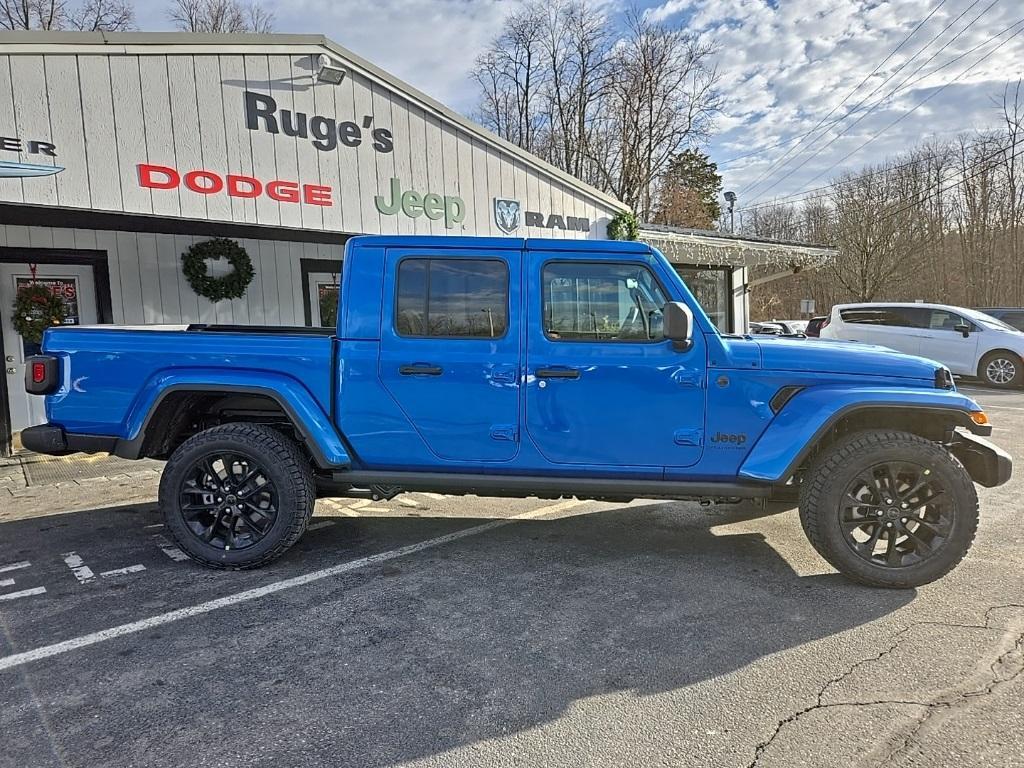 new 2025 Jeep Gladiator car