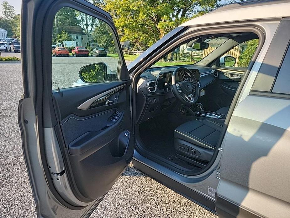 new 2025 Chevrolet TrailBlazer car