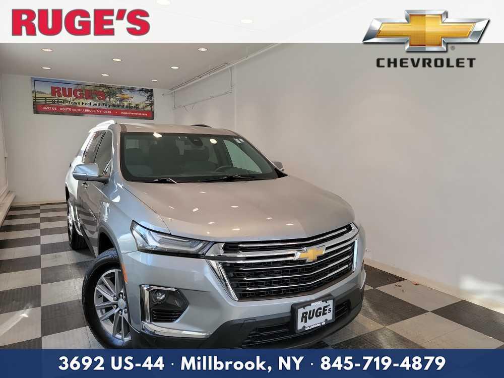 used 2023 Chevrolet Traverse car, priced at $28,900