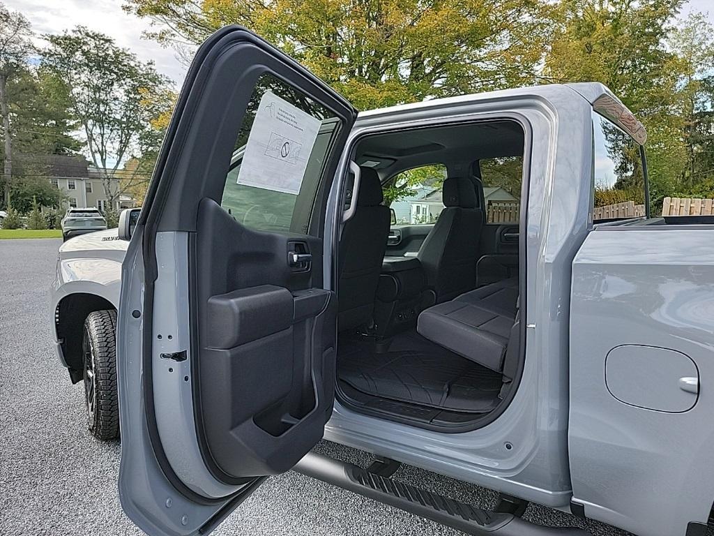 new 2024 Chevrolet Silverado 1500 car, priced at $48,880