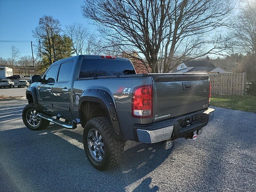 used 2011 GMC Sierra 1500 car, priced at $18,499