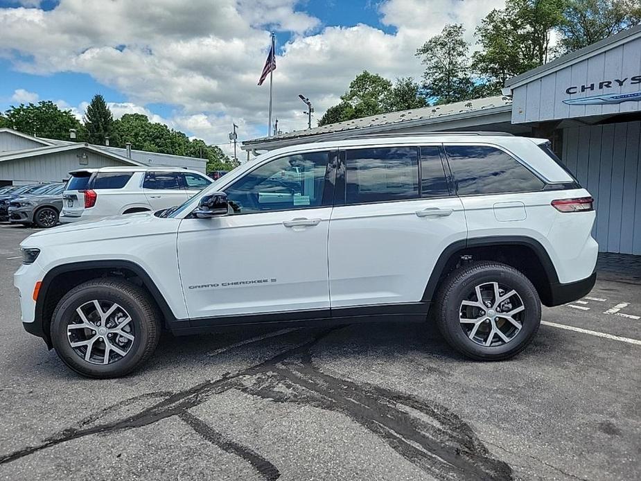 new 2024 Jeep Grand Cherokee car, priced at $47,913