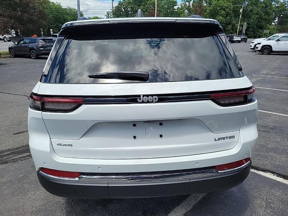 new 2024 Jeep Grand Cherokee car, priced at $47,913