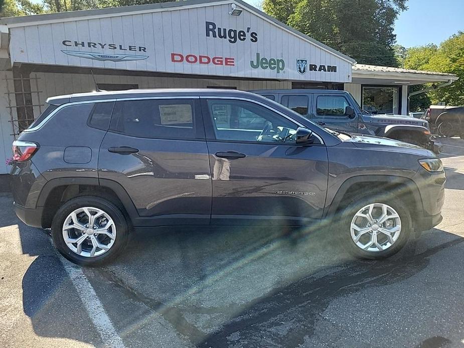 new 2024 Jeep Compass car, priced at $27,809