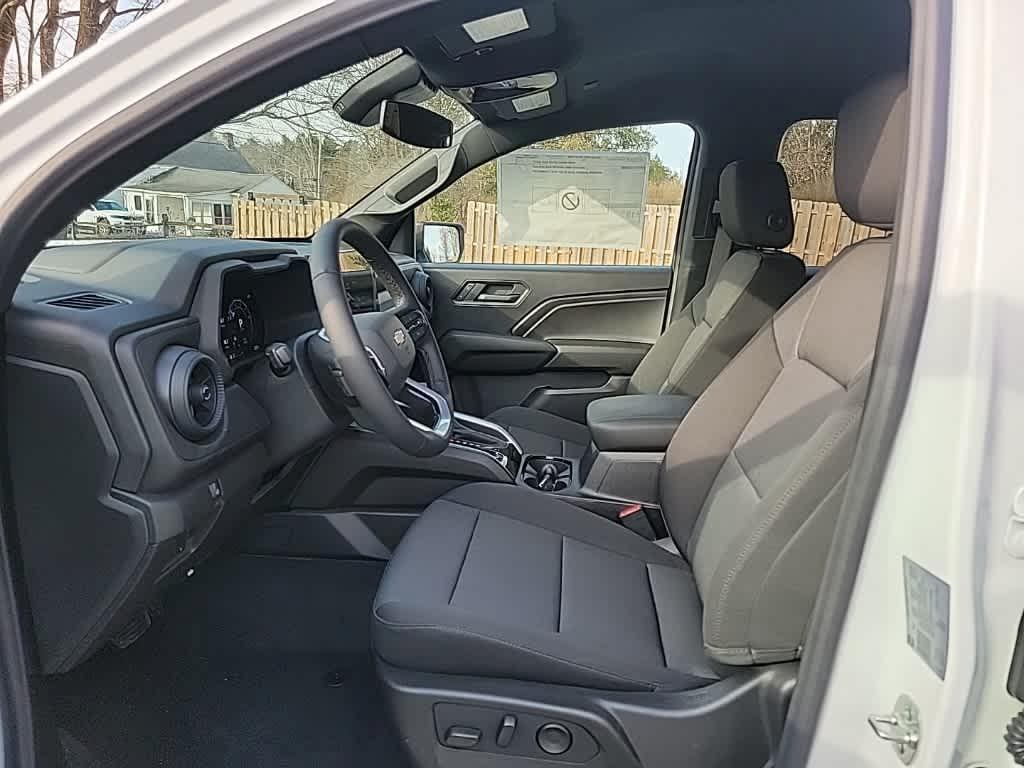new 2025 Chevrolet Colorado car, priced at $40,205