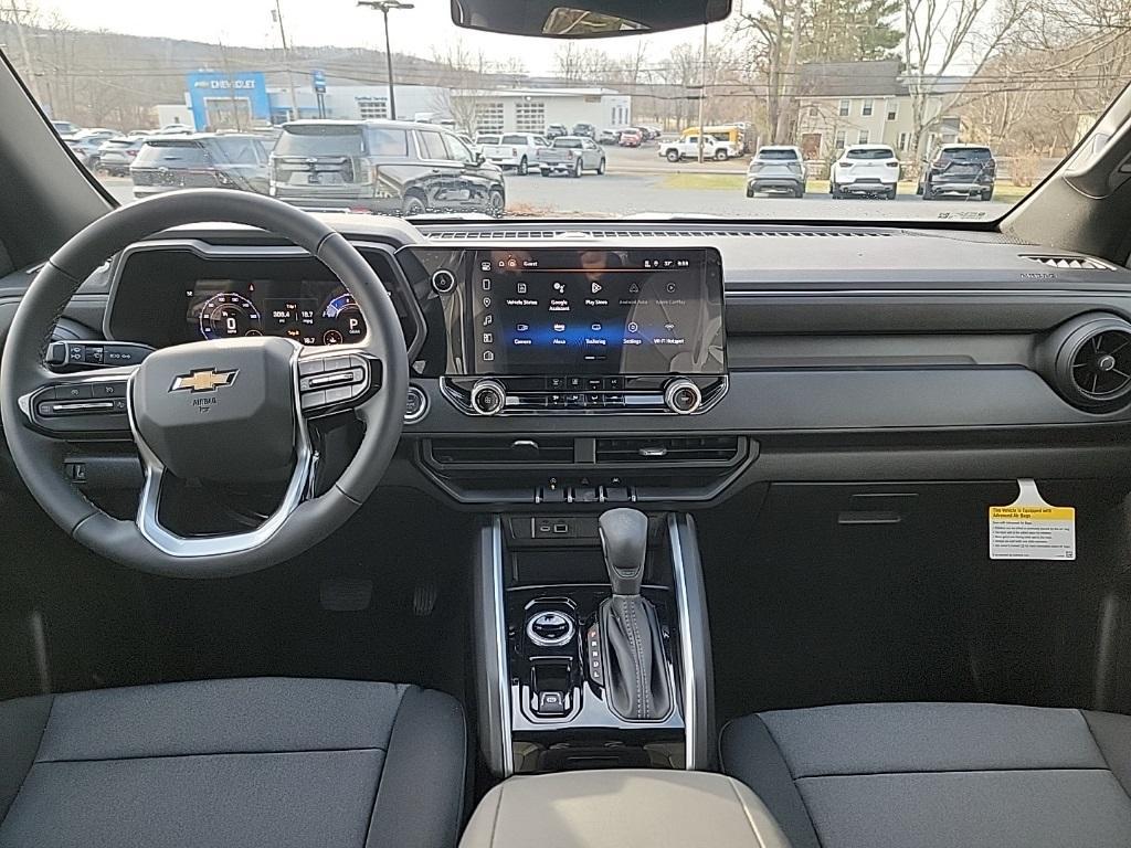 new 2025 Chevrolet Colorado car, priced at $40,205