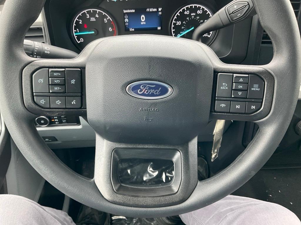 new 2025 Ford F-250 car, priced at $62,095